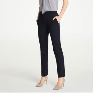 Navy Ann Taylor Devin Fit ankle trousers size 4